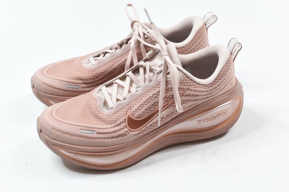 Nike Vomero Plus Running Shoes Womens 10 Pink Rose Gold Cushioned Comfort